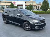 Thumbnail of 2021 Brilliant Black Crystal Pearlcoat Chrysler Pacifica