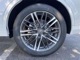 Thumbnail of 2026 Platinum White Pearl Acura MDX