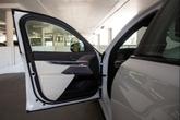 Thumbnail of 2025 Mineral White Metallic BMW 760