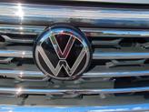 Thumbnail of 2025 Silver Mist Metallic Volkswagen Atlas