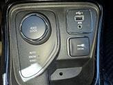 Thumbnail of 2019 Diamond Black Crystal Pearlcoat Jeep Compass