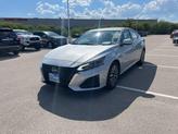 Photo of 2023 Brilliant Silver Metallic Nissan Altima