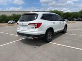 Thumbnail of 2022 Platinum White Pearl Honda Pilot