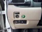 Thumbnail of 2022 Platinum White Pearl Honda Pilot