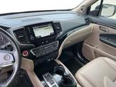 Thumbnail of 2022 Platinum White Pearl Honda Pilot
