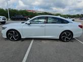 Thumbnail of 2020 Platinum White Pearl Honda Accord