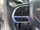 Thumbnail of 2018 Bright White Clearcoat Chrysler Pacifica