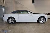 Thumbnail of 2018 Arctic White / Midnight Sapphire Rolls-Royce Dawn