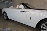 Thumbnail of 2018 Arctic White / Midnight Sapphire Rolls-Royce Dawn