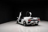 Thumbnail of 1999 White Lamborghini Diablo