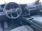 Thumbnail of 2025 Crystal Metallic GMC Acadia