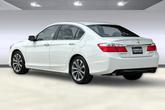 Thumbnail of 2014 White Orchid Pearl Honda Accord