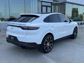 Thumbnail of 2022 White / Black Porsche Cayenne