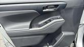 Thumbnail of 2024 Celestial Silver Metallic Toyota Highlander