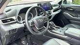 Thumbnail of 2024 Celestial Silver Metallic Toyota Highlander