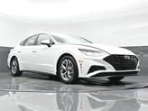 Thumbnail of 2022 Quartz White Hyundai SONATA