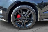 Thumbnail of 2019 Agate Black Metallic Ford Edge