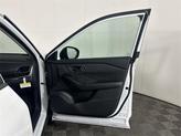 Thumbnail of 2025 Everest White Pearl Nissan Rogue