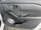 Thumbnail of 2025 Everest White Pearl Nissan Rogue