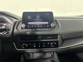 Thumbnail of 2025 Everest White Pearl Nissan Rogue