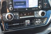 Thumbnail of 2021 Blizzard Pearl Toyota Highlander
