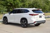 Thumbnail of 2021 Blizzard Pearl Toyota Highlander