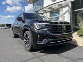 Thumbnail of 2026 Deep Black Pearl Volkswagen Atlas