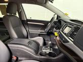 Thumbnail of 2017 Ooh La La Rouge Mica Toyota Highlander