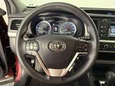 Thumbnail of 2017 Ooh La La Rouge Mica Toyota Highlander