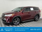 Photo of 2017 Ooh La La Rouge Mica Toyota Highlander