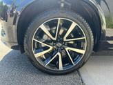 Thumbnail of 2024 Onyx Black Metallic Volvo XC90