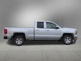 Thumbnail of 2015 Silver Ice Metallic Chevrolet Silverado 1500