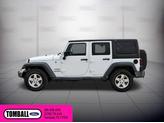 Thumbnail of 2016 Bright White Clearcoat Jeep Wrangler Unlimited