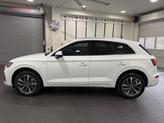 Thumbnail of 2022 Ibis White Audi Q5