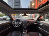 Thumbnail of 2018 Diamond Black Crystal Pearlcoat Jeep Cherokee