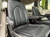 Thumbnail of 2023 Bright White Clearcoat Chrysler Pacifica