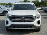 Thumbnail of 2025 Pure White Volkswagen Atlas