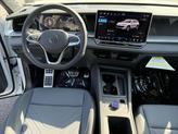 Thumbnail of 2025 Opal White w/Deep Black Roof Volkswagen Tiguan