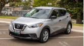 Thumbnail of 2020 Brilliant Silver Nissan Kicks