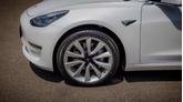 Thumbnail of 2019 White Tesla Model 3