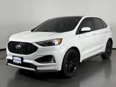 Thumbnail of 2021 Star White Metallic Tri-Coat Ford Edge