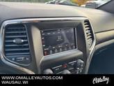 Thumbnail of 2018 Diamond Black Crystal Pearlcoat Jeep Grand Cherokee