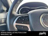 Thumbnail of 2018 Diamond Black Crystal Pearlcoat Jeep Grand Cherokee