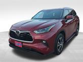 Thumbnail of 2021 Ruby Flare Pearl Toyota Highlander