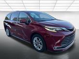 Photo of 2022 Ruby Flare Pearl Toyota Sienna