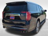 Thumbnail of 2022 Onyx Black GMC Yukon XL