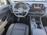 Thumbnail of 2025 Brilliant Silver Metallic Nissan Pathfinder