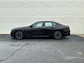 Thumbnail of 2026 Black Sapphire Metallic BMW i5