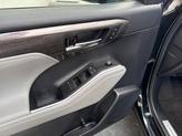 Thumbnail of 2021 Midnight Black Metallic Toyota Highlander