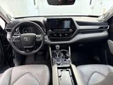 Thumbnail of 2021 Midnight Black Metallic Toyota Highlander